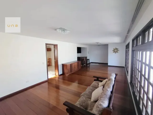 Casa com 463m² 4 quartos e 2 banheiros, à venda, no bairro Vila Izabel em Curitiba