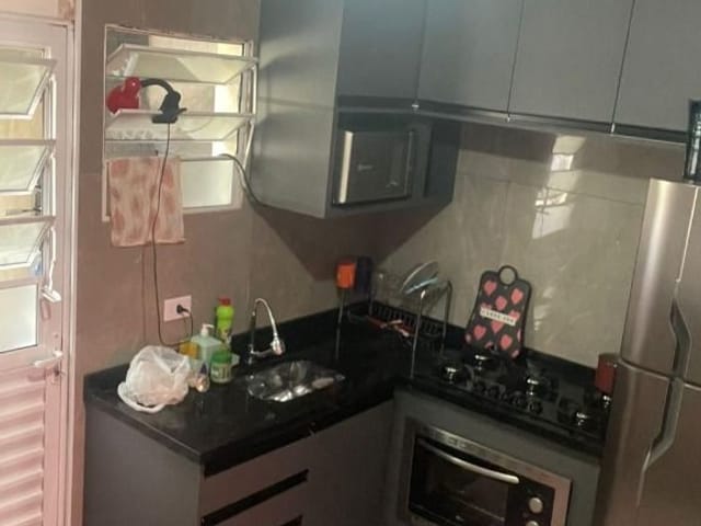 Casa com 148m² 2 quartos e 2 banheiros, à venda ou para alugar, no bairro Caiapia em Cotia