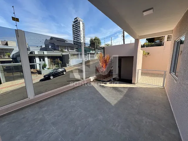 Casa com 400m² 5 quartos e 5 banheiros, à venda, no bairro Presidente Médici em Chapecó