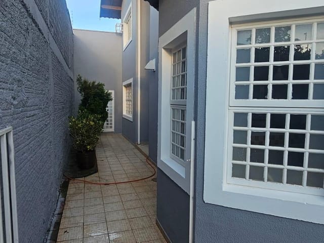 Casa 3 quartos e 4 banheiros, à venda, no bairro Cidade Universitária em Campinas