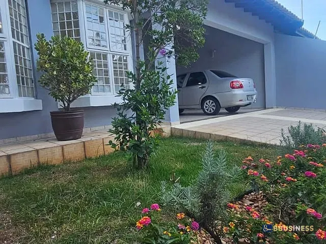 Casa 3 quartos e 4 banheiros, à venda, no bairro Cidade Universitária em Campinas