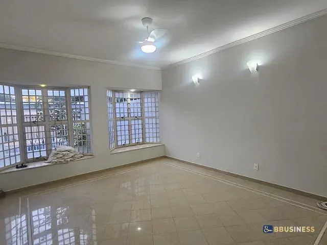 Casa 3 quartos e 4 banheiros, à venda, no bairro Cidade Universitária em Campinas