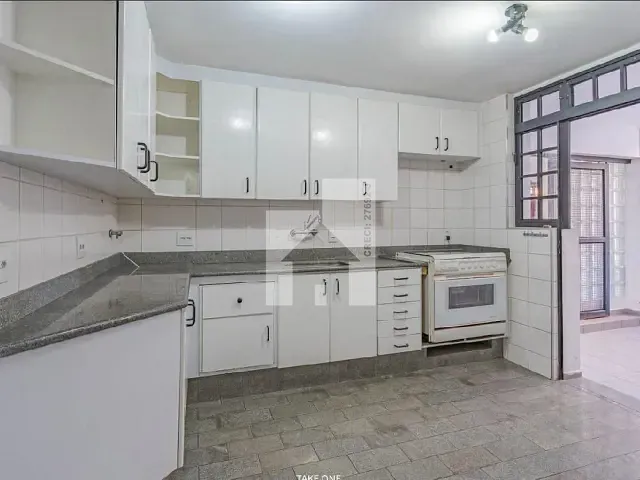 Casa com 307m² 3 quartos e 2 banheiros, à venda, no bairro Vila Municipal em Jundiaí