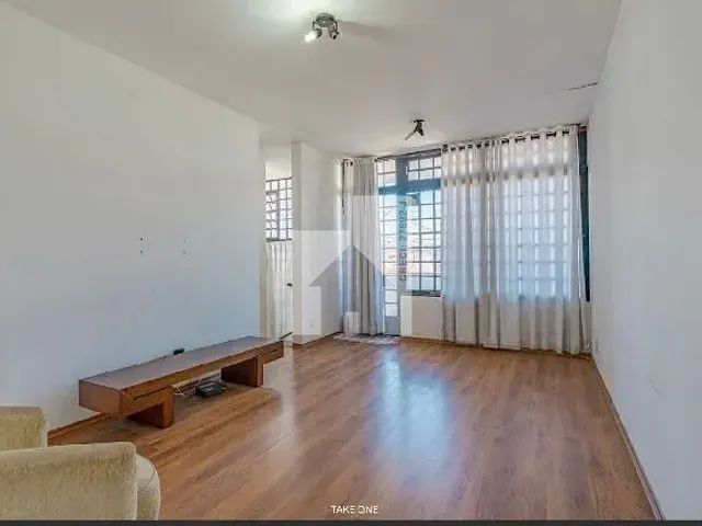 Casa com 307m² 3 quartos e 2 banheiros, à venda, no bairro Vila Municipal em Jundiaí