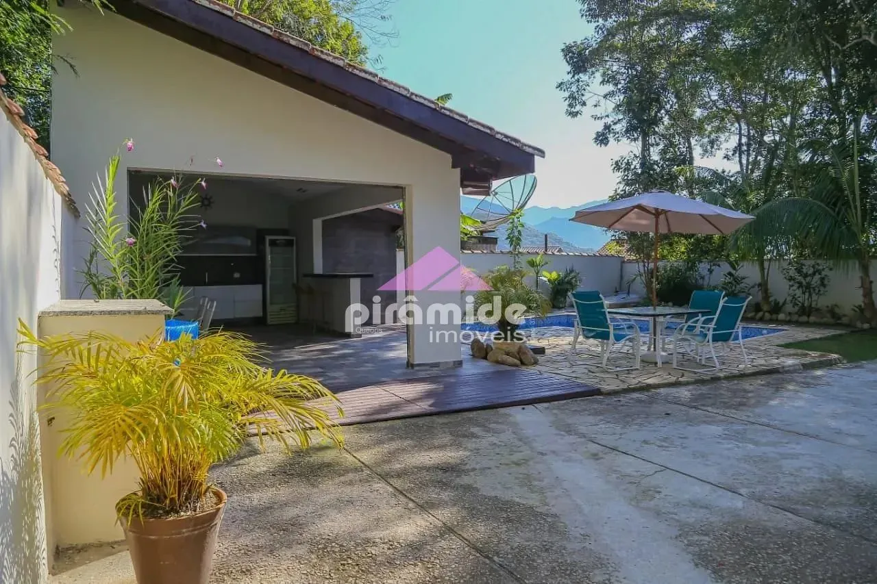 Casa, 4 quartos, 260 m² - Foto 24