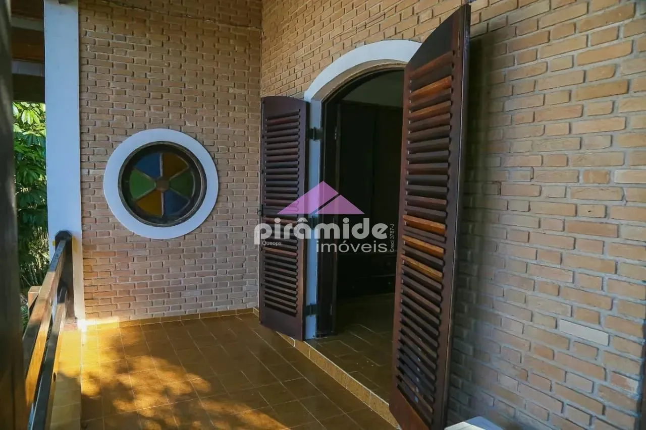 Casa, 4 quartos, 260 m² - Foto 47