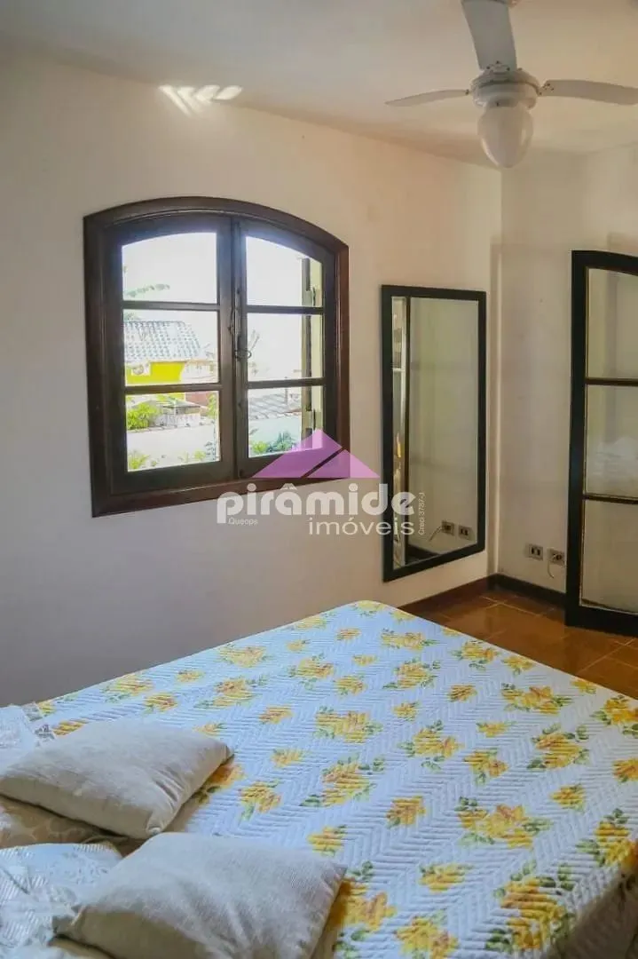 Casa, 4 quartos, 260 m² - Foto 25