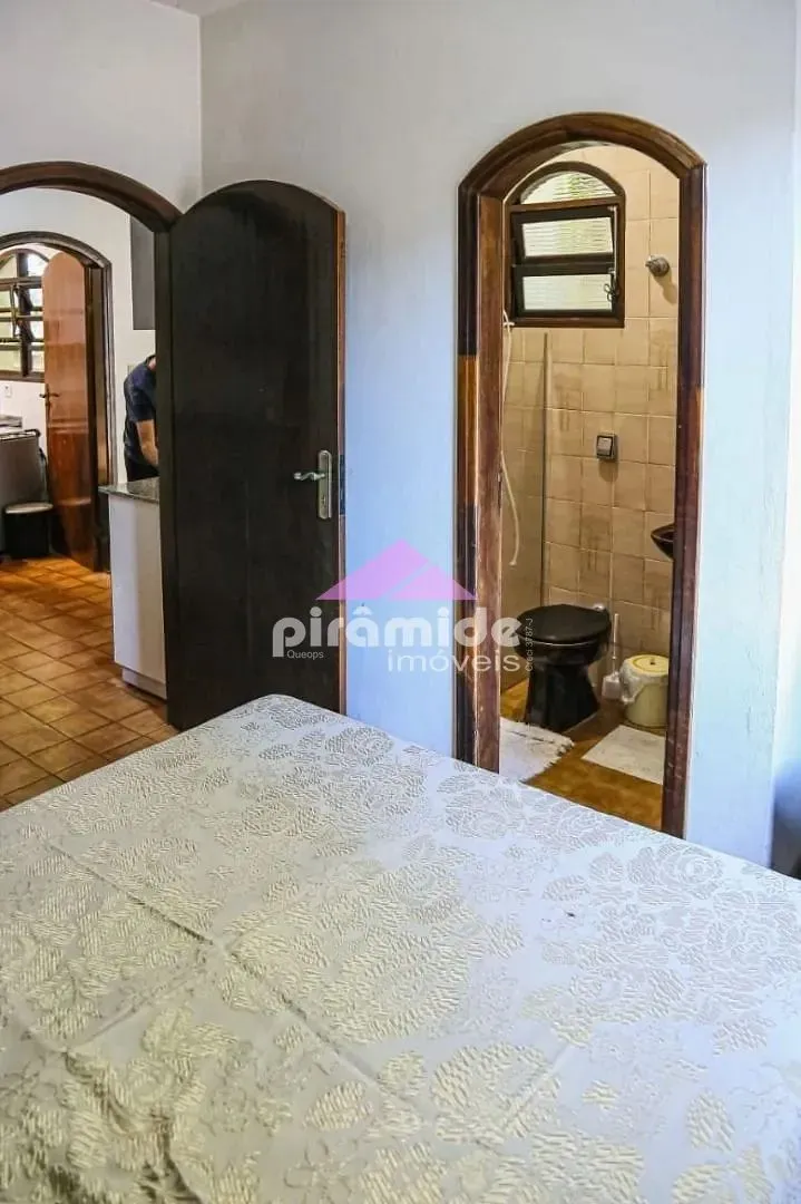 Casa, 4 quartos, 260 m² - Foto 32