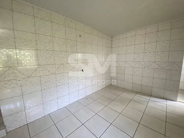 Casa 3 quartos e 2 banheiros, para alugar, no bairro São Cristóvão em Chapecó