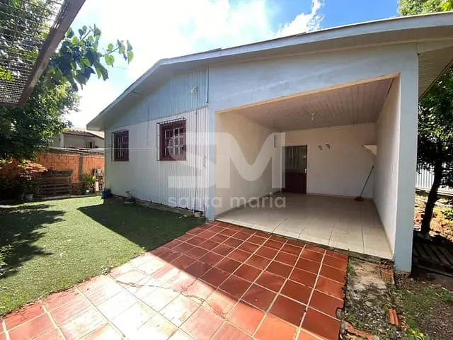 Casa 3 quartos e 2 banheiros, para alugar, no bairro São Cristóvão em Chapecó