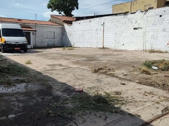 Casa 1 quarto e 1 banheiro, à venda, no bairro Jardim Londres em Campinas