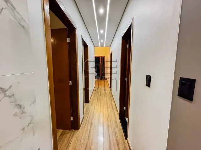 Casa com 250m² 3 quartos e 3 banheiros, à venda, no bairro Jardim do Leste em Londrina