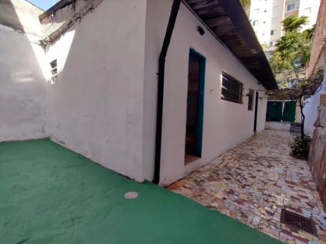 Casa com 130m² 1 quarto e 1 banheiro, à venda, no bairro Jardim Monte Kemel em São Paulo