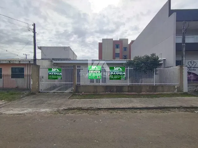 Casa com 177m² 3 quartos e 2 banheiros, à venda, no bairro Boqueirão em Guarapuava