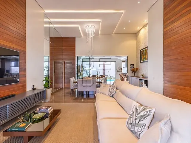 Casa 3 quartos e 4 banheiros, à venda, no bairro Gleba Palhano em Londrina