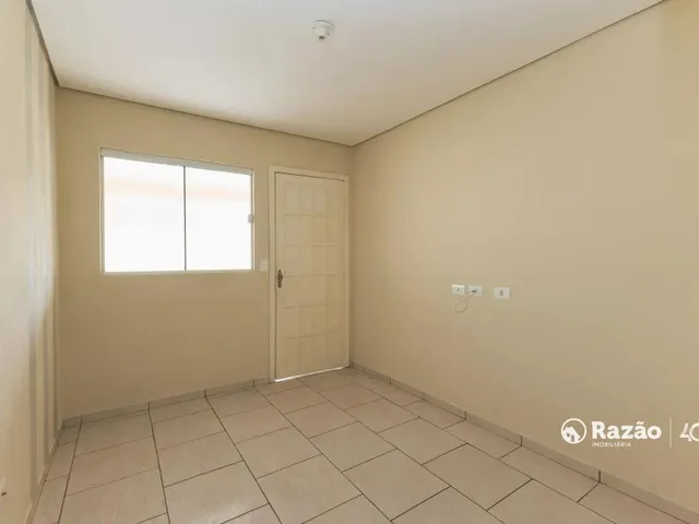 Casa 1 quarto e 1 banheiro, para alugar, no bairro Cajuru em Curitiba