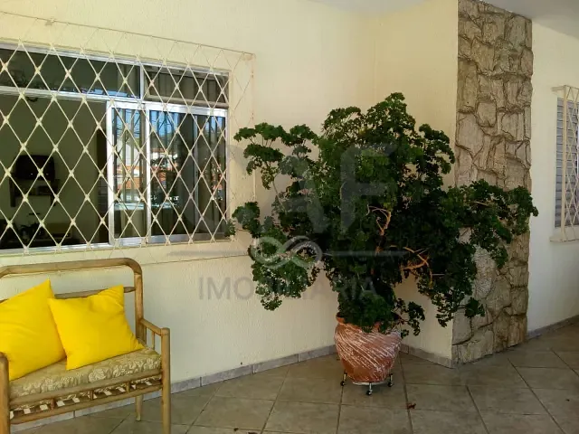 Casa 3 quartos e 3 banheiros, à venda, no bairro Jardim Itália em Amparo
