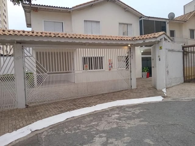 Casa com 88m² 2 quartos e 2 banheiros, à venda, no bairro Jardim Maria Rosa em Taboão da Serra