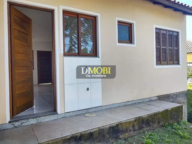 Casa com 125m² 2 quartos e 1 banheiro, à venda, no bairro Neópolis em Gravataí