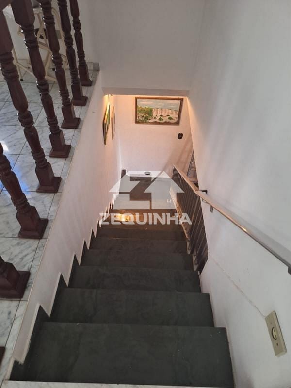 Casa, 3 quartos, 255 m² - Foto 3