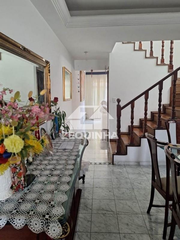 Casa, 3 quartos, 255 m² - Foto 4