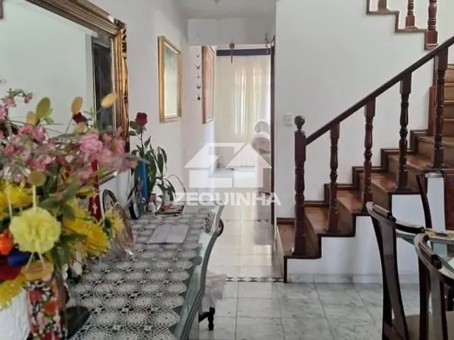 Casa com 125m² 3 quartos e 1 banheiro, à venda, no bairro Vl Campesina em Osasco