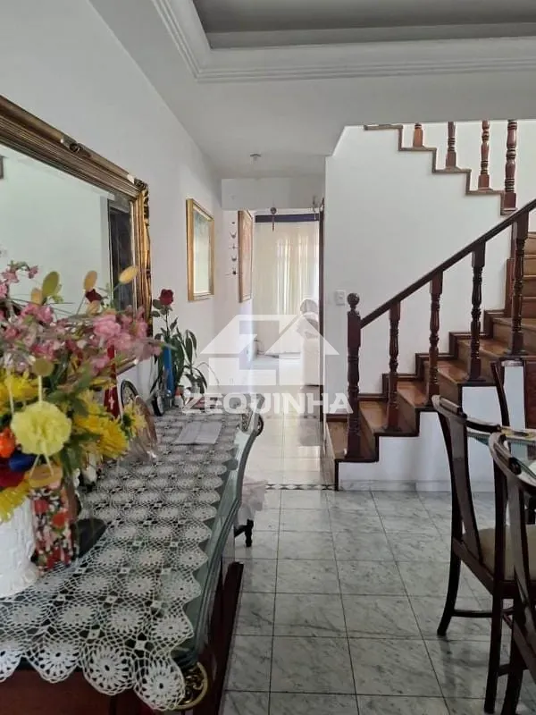 Casa, 3 quartos, 255 m² - Foto 4