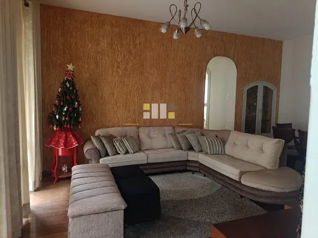 Casa com 375m² 3 quartos e 2 banheiros, para alugar, no bairro Centro em Sumaré