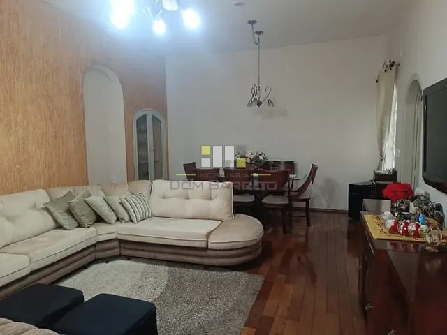 Casa com 375m² 3 quartos e 2 banheiros, para alugar, no bairro Centro em Sumaré
