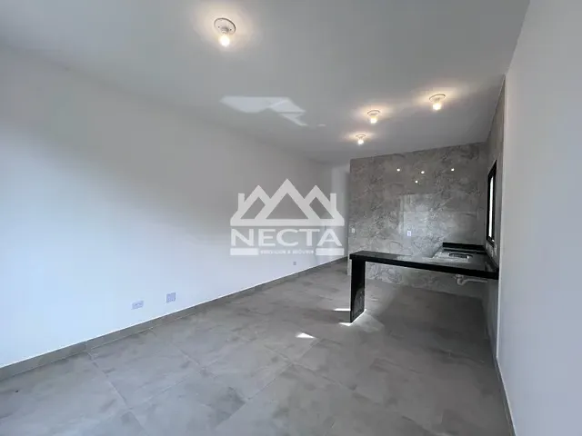 Casa com 137m² 2 quartos e 2 banheiros, à venda, no bairro Balneário Recanto do Sol em Caraguatatuba