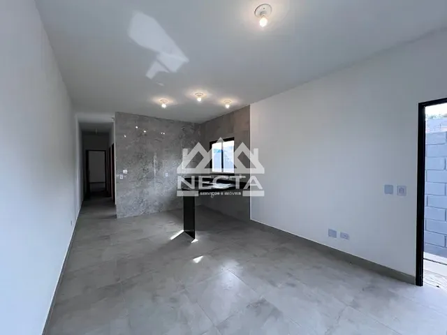 Casa com 137m² 2 quartos e 2 banheiros, à venda, no bairro Balneário Recanto do Sol em Caraguatatuba