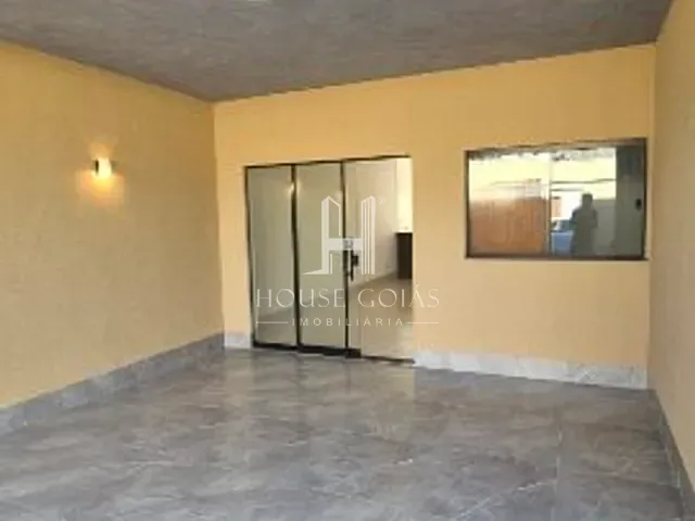 Casa 3 quartos e 2 banheiros, à venda, no bairro Vila Oliveira em Aparecida de Goiânia