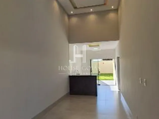 Casa 3 quartos e 2 banheiros, à venda, no bairro Vila Oliveira em Aparecida de Goiânia