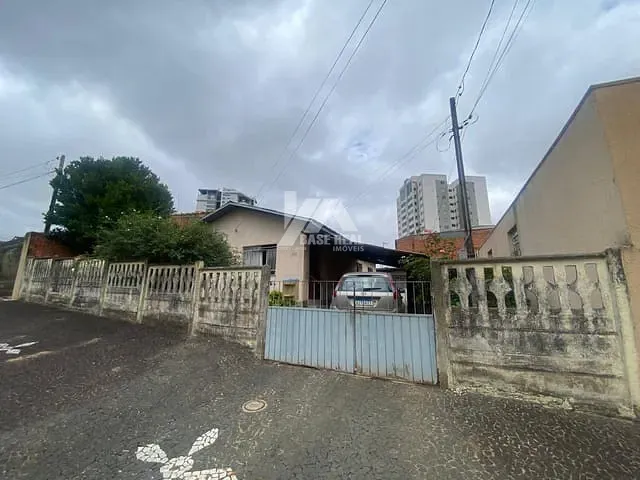 Casa 2 quartos e 1 banheiro, à venda, no bairro Orfãs em Ponta Grossa
