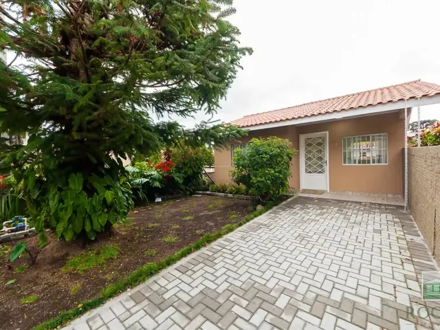 Casa 2 quartos e 1 banheiro, para alugar, no bairro Bacacheri em Curitiba