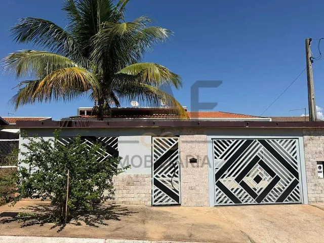 Casa com 275m² 3 quartos e 1 banheiro, à venda ou para alugar, no bairro Residencial dos Imigrantes em Holambra