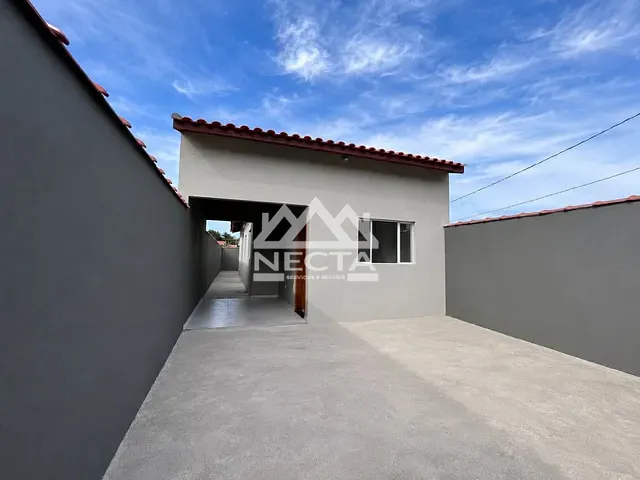 Casa com 180m² 2 quartos e 2 banheiros, à venda, no bairro Loteamento Rio Marinas em Caraguatatuba