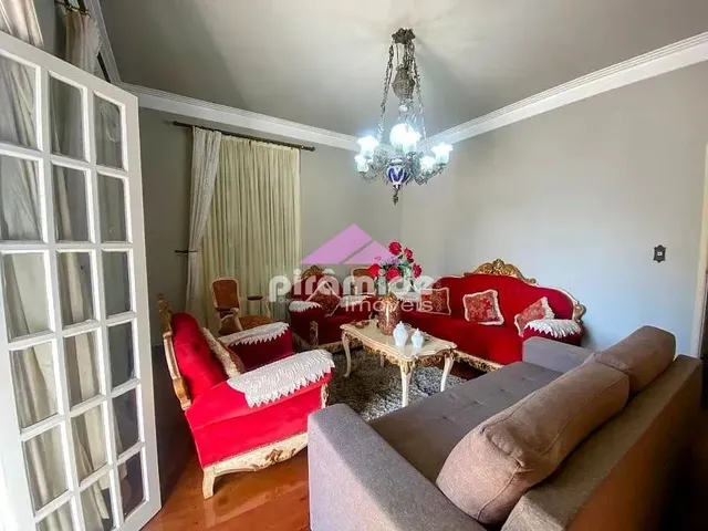 Casa com 10m² 3 quartos e 2 banheiros, à venda, no bairro Jardim Esplanada em São José Dos Campos