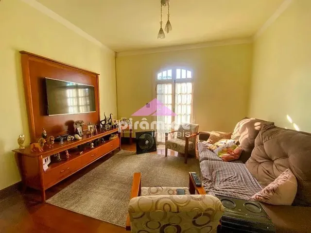 Casa com 10m² 3 quartos e 2 banheiros, à venda, no bairro Jardim Esplanada em São José Dos Campos