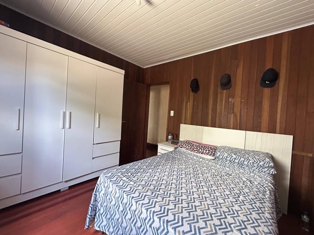 Casa com 238m² 2 quartos e 1 banheiro, à venda, no bairro Areal em Pelotas