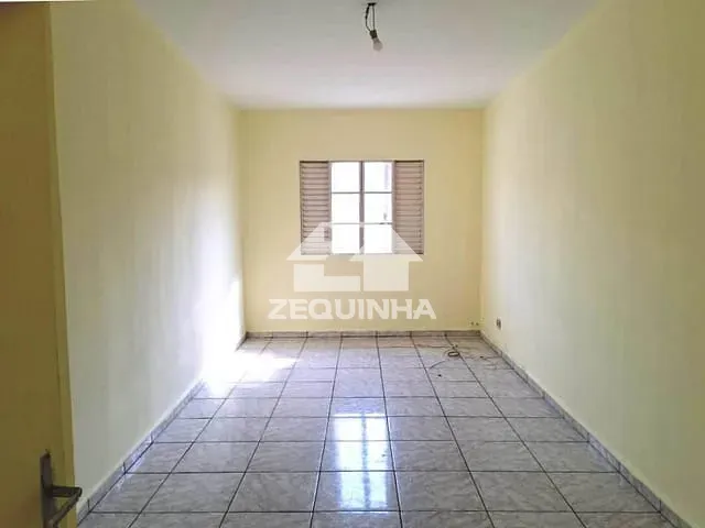 Casa com 250m² 4 quartos e 2 banheiros, à venda, no bairro Bela Vista em Osasco