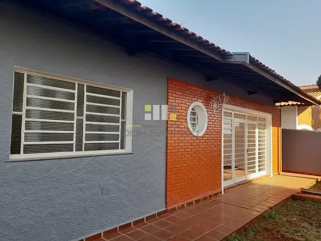Casa com 269m² 2 quartos e 2 banheiros, à venda, no bairro Centro em Sumaré