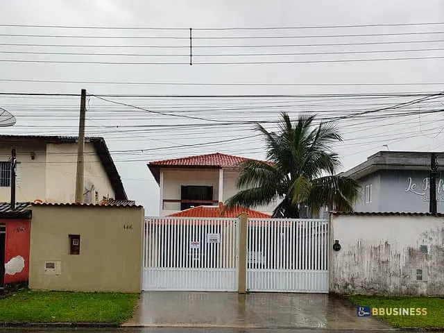 Casa com 255m² 2 quartos e 3 banheiros, à venda, no bairro Maitinga em Bertioga