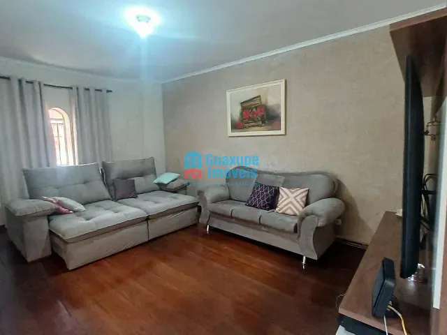 Casa 3 quartos e 3 banheiros, à venda, no bairro Angola em Guaxupé