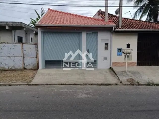 Casa com 144m² 2 quartos e 2 banheiros, à venda, no bairro Jaraguá em Caraguatatuba
