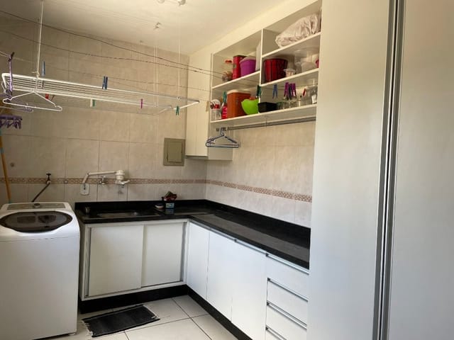 Casa com 960m² 3 quartos e 5 banheiros, à venda, no bairro Bairro do Maranhao em Cotia