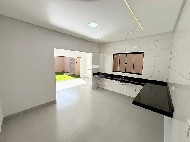 Casa com 206m² 3 quartos e 3 banheiros, à venda, no bairro Vila Oliveira em Aparecida de Goiânia
