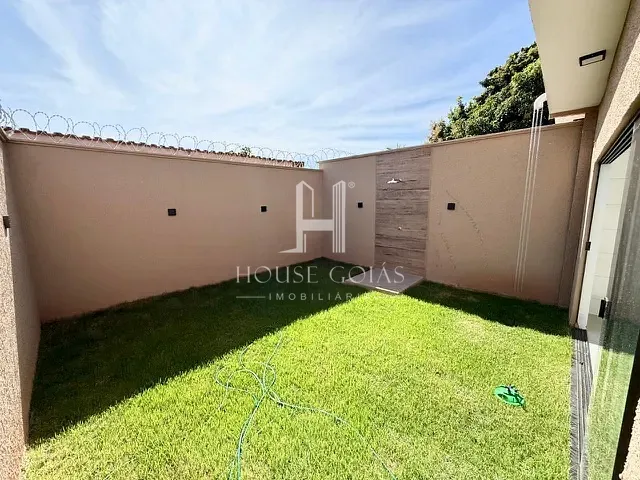 Casa com 206m² 3 quartos e 3 banheiros, à venda, no bairro Vila Oliveira em Aparecida de Goiânia