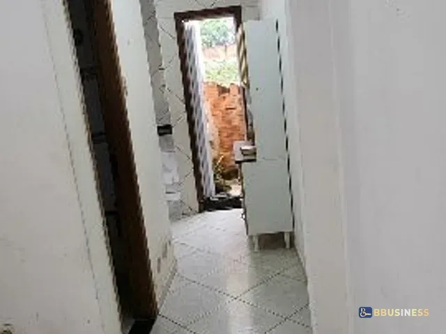 Casa 1 quarto e 1 banheiro, à venda, no bairro Centro em Campos dos Goytacazes