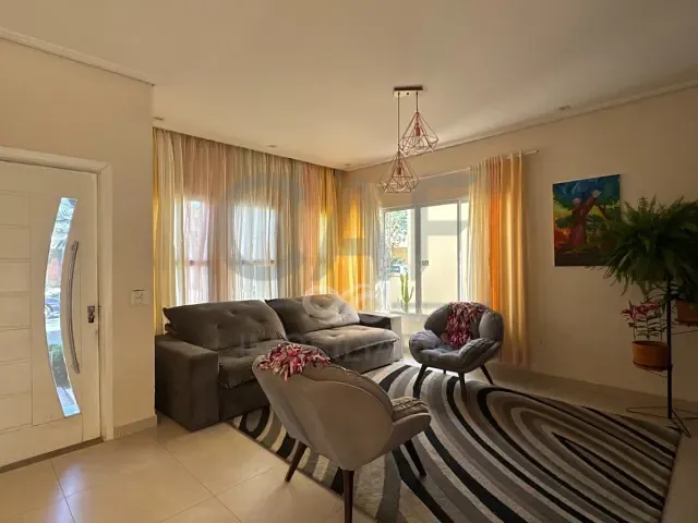 Casa com 406m² 3 quartos e 4 banheiros, à venda, no bairro Parque Residencial Nova Holanda em Holambra